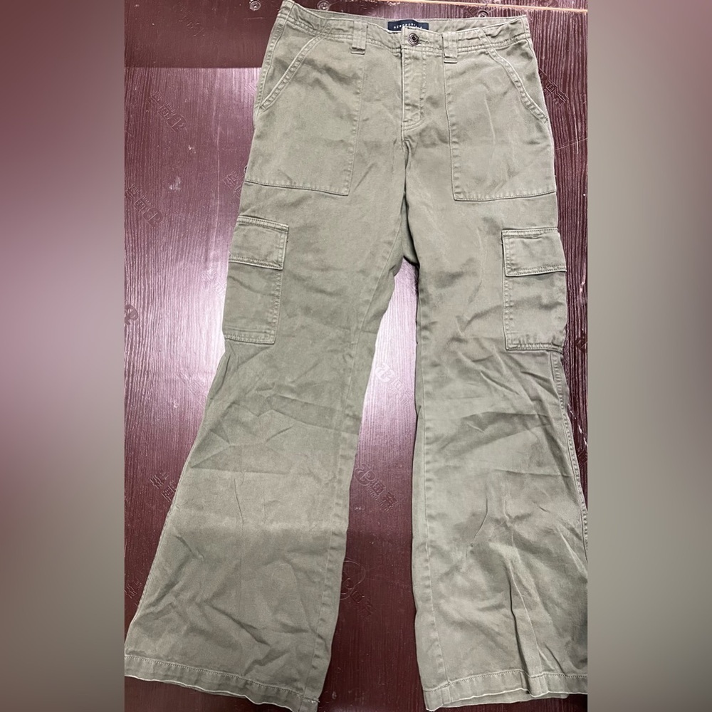 Aeropostale Low Rise Flare Utility Green Pants Women’s Sz 6 Bottoms Trousers